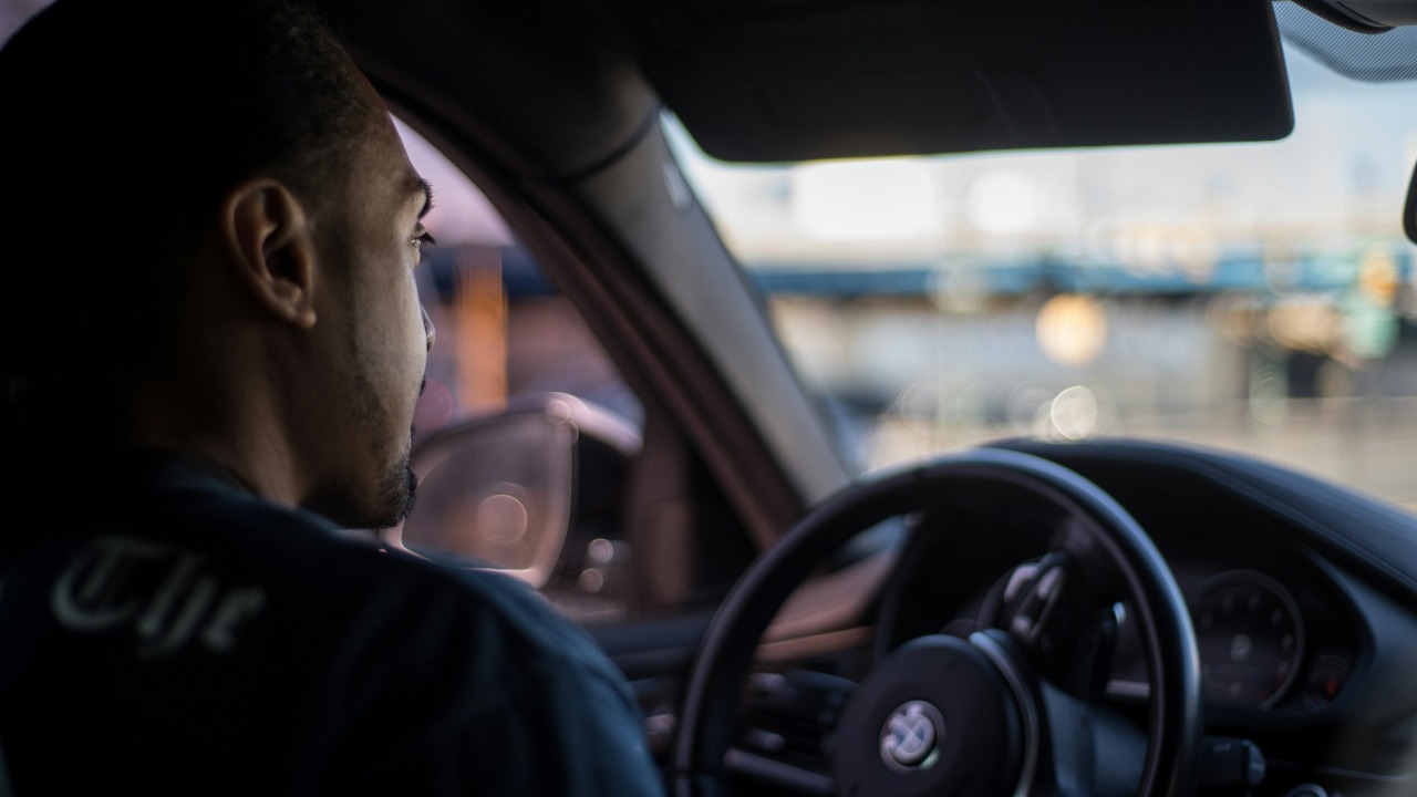 Uber wants drivers to help train its new AI system