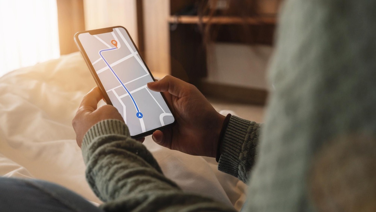 Apple Maps may start showing ads as soon as next year