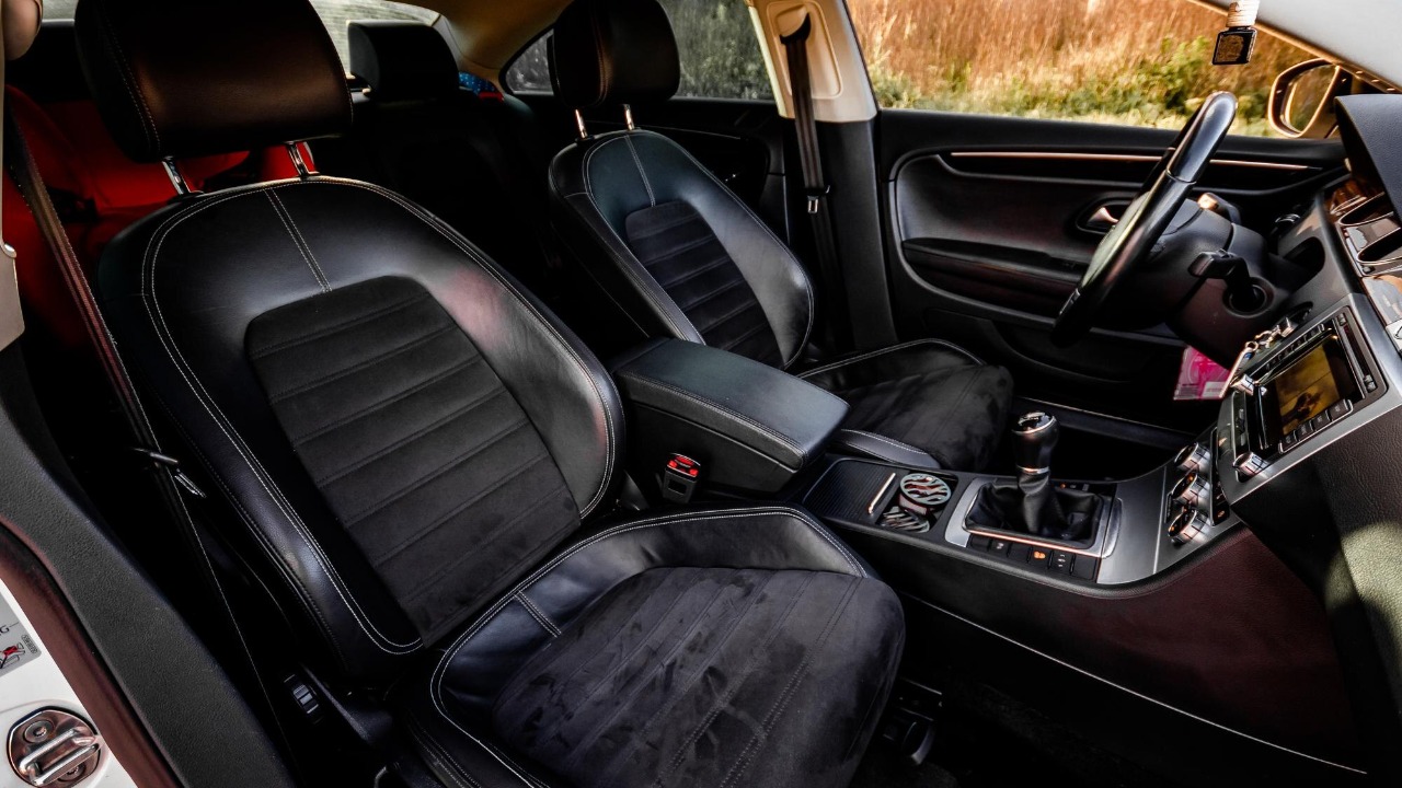 10 most absurd car features ever made