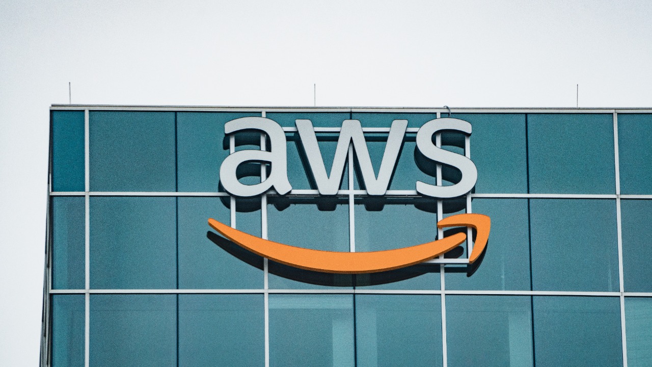 Amazon denies AWS outage rumors after layoffs