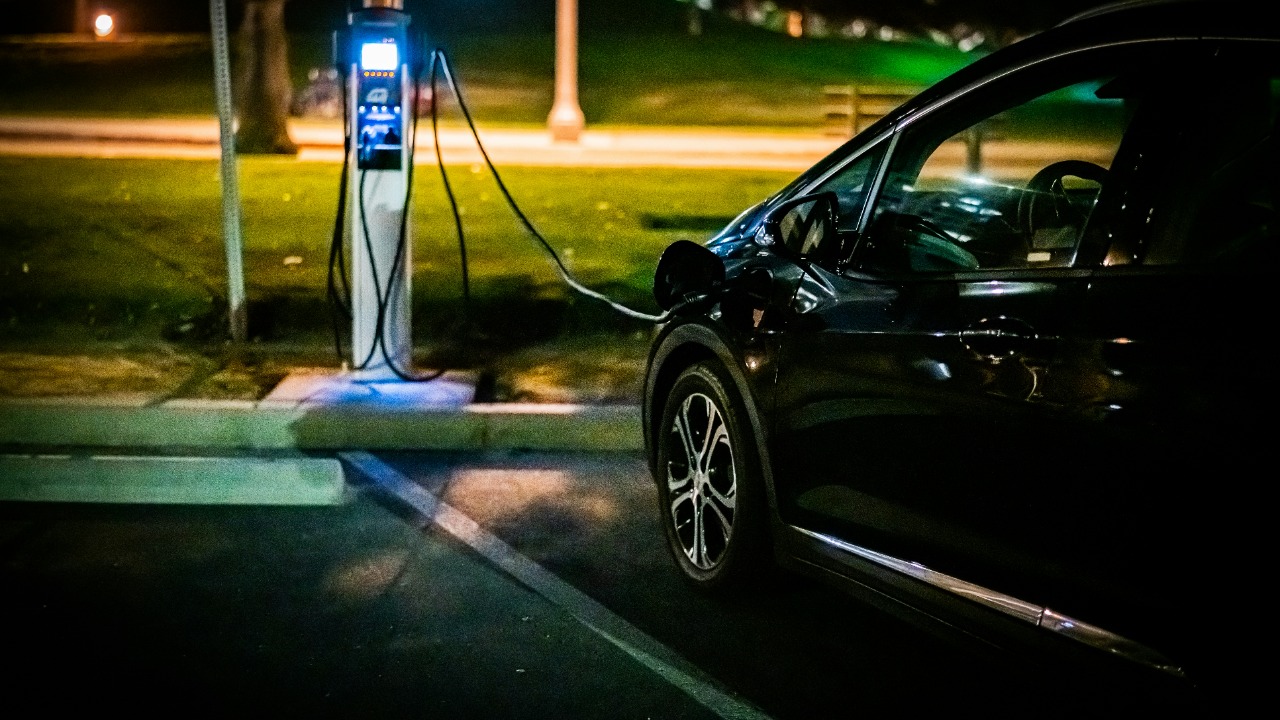Study shows EVs become cleaner than gas cars fast