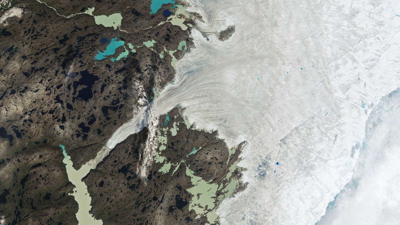 Image Credit: NASA Earth Observatory images by Wanmei Liang, using Landsat data from the U.S. Geological Survey. Story by Kathryn Hansen. - Public domain/Wiki Commons