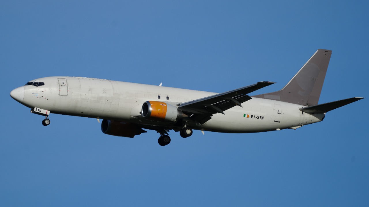 The Boeing 737 quirk that lets it seat more passengers