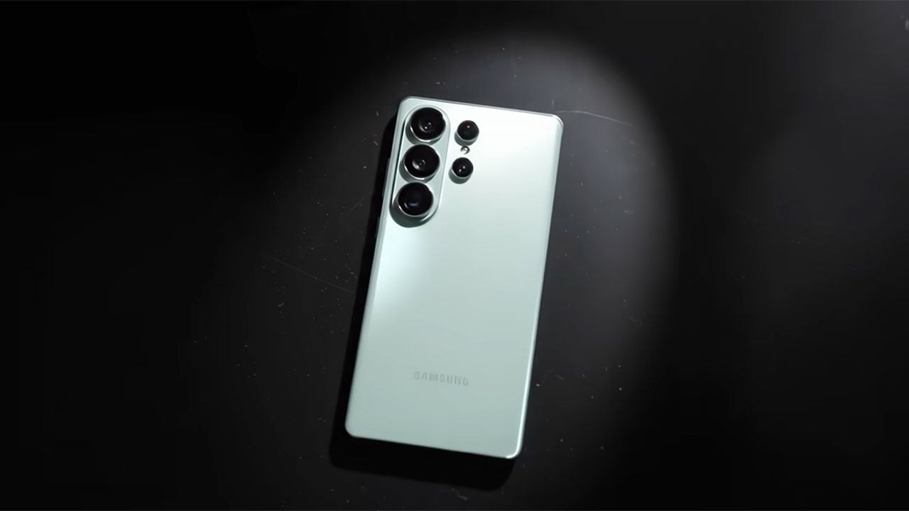 Galaxy S26 leak hints sizes and weights versus iPhone 17