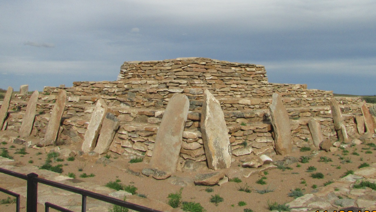A 3,400 year step pyramid emerges in Central Asia