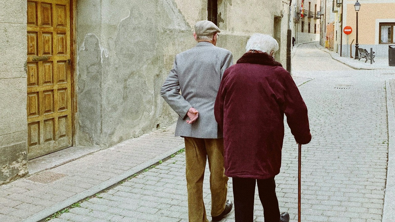 Scientists detail what most centenarians have in common