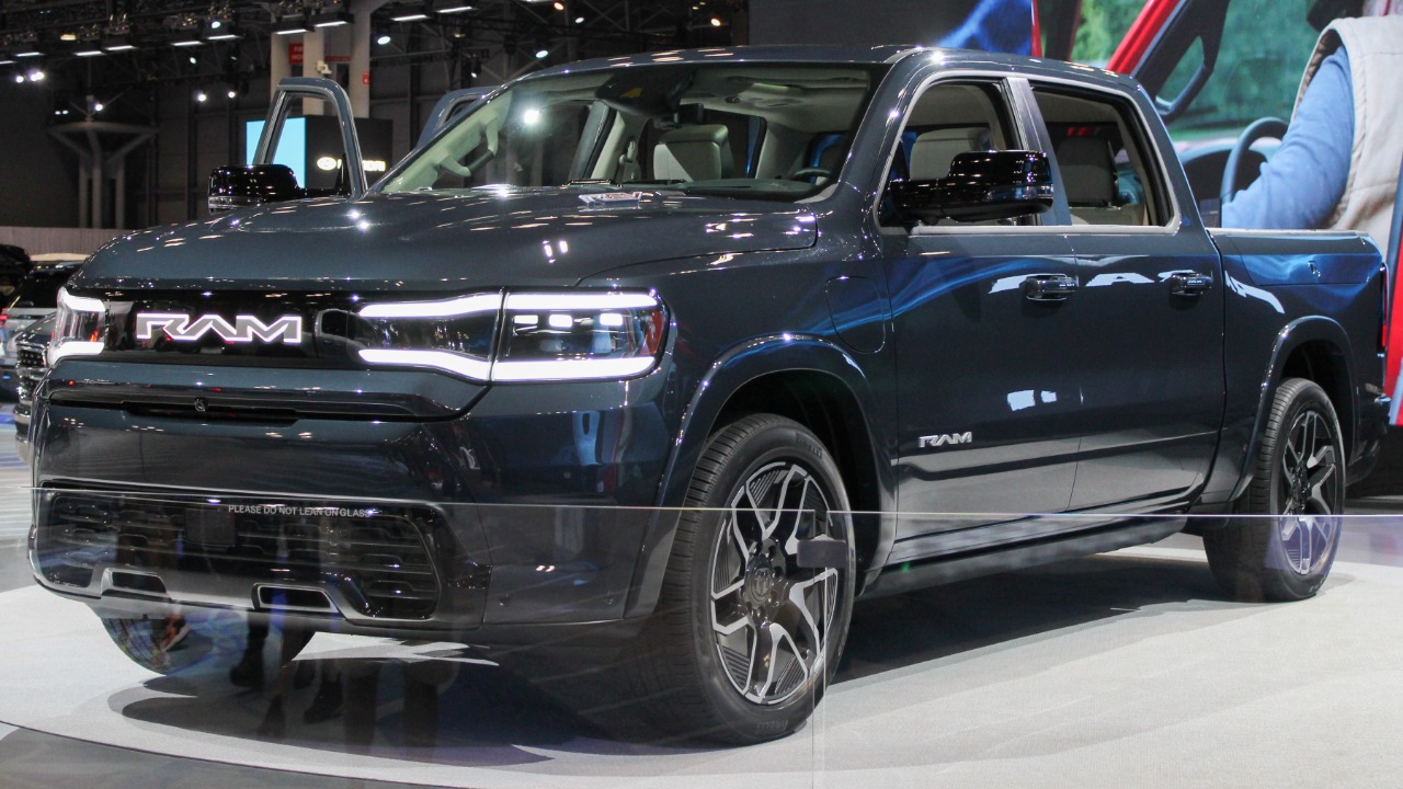 Ram’s midsize truck may secretly be a Gladiator