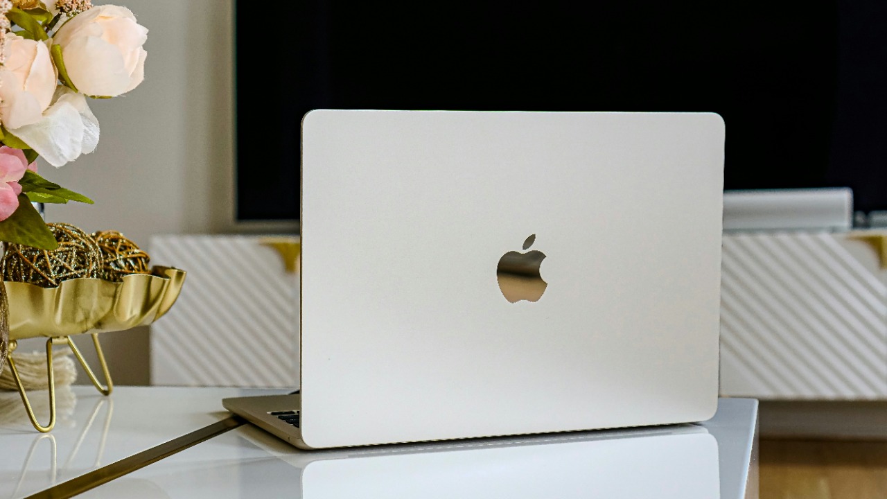 Apple’s budget MacBook may run on an iPhone-class chip