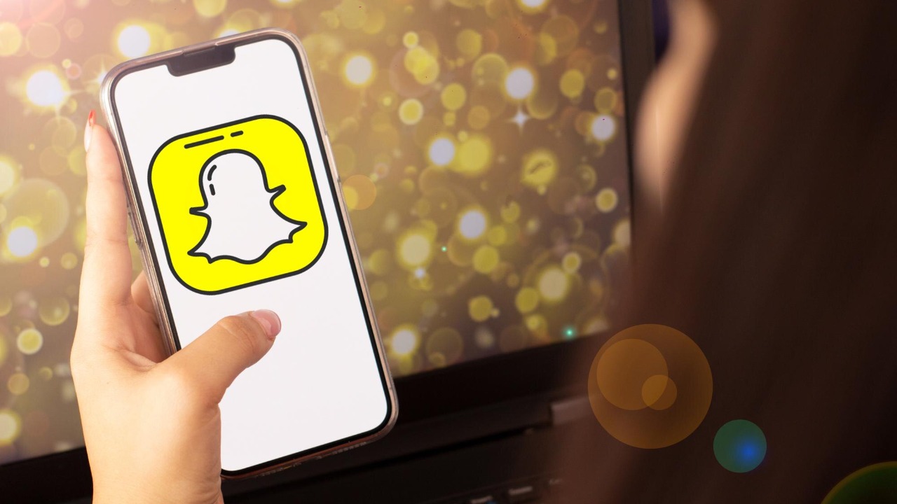 Snapchat — Image Credit: Freepik