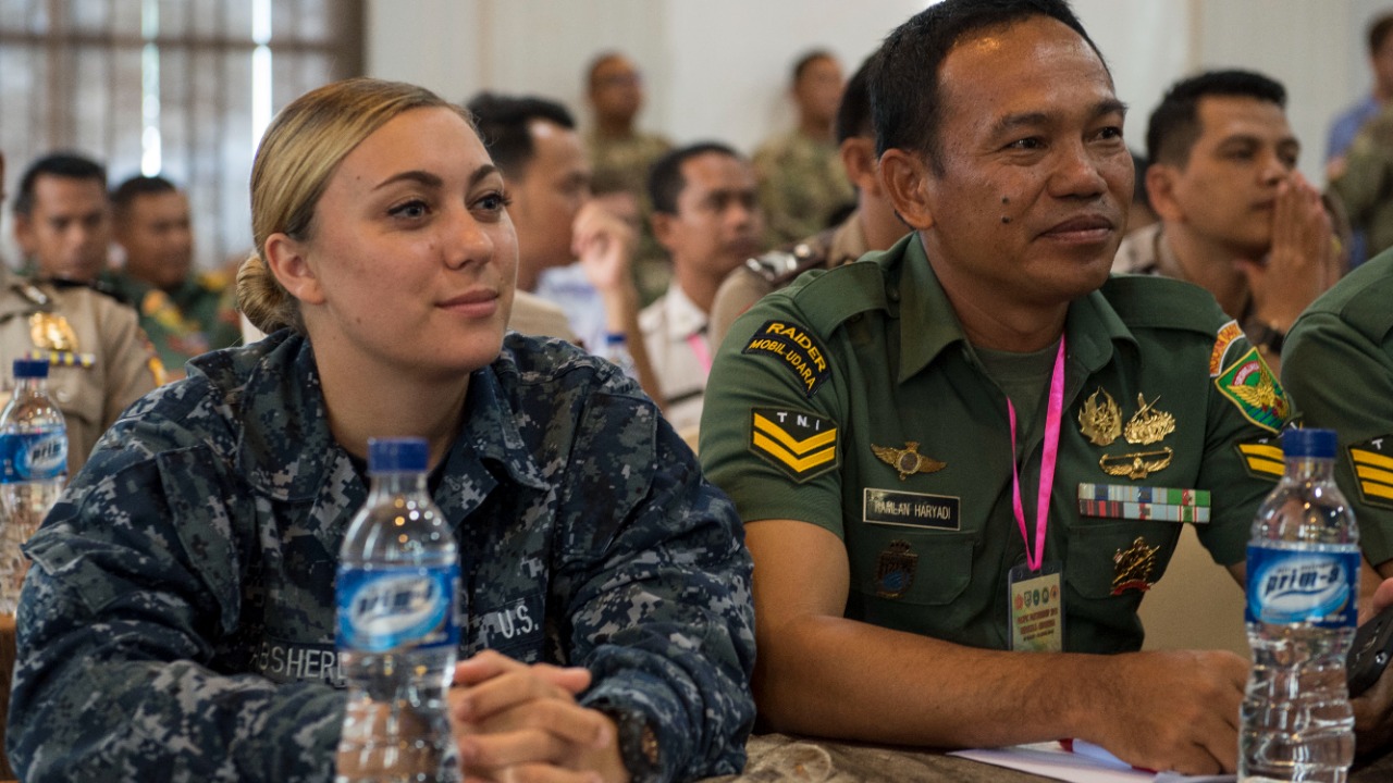 Image Credit: COMSEVENTHFLT - CC BY-SA 2.0/Wiki Commons