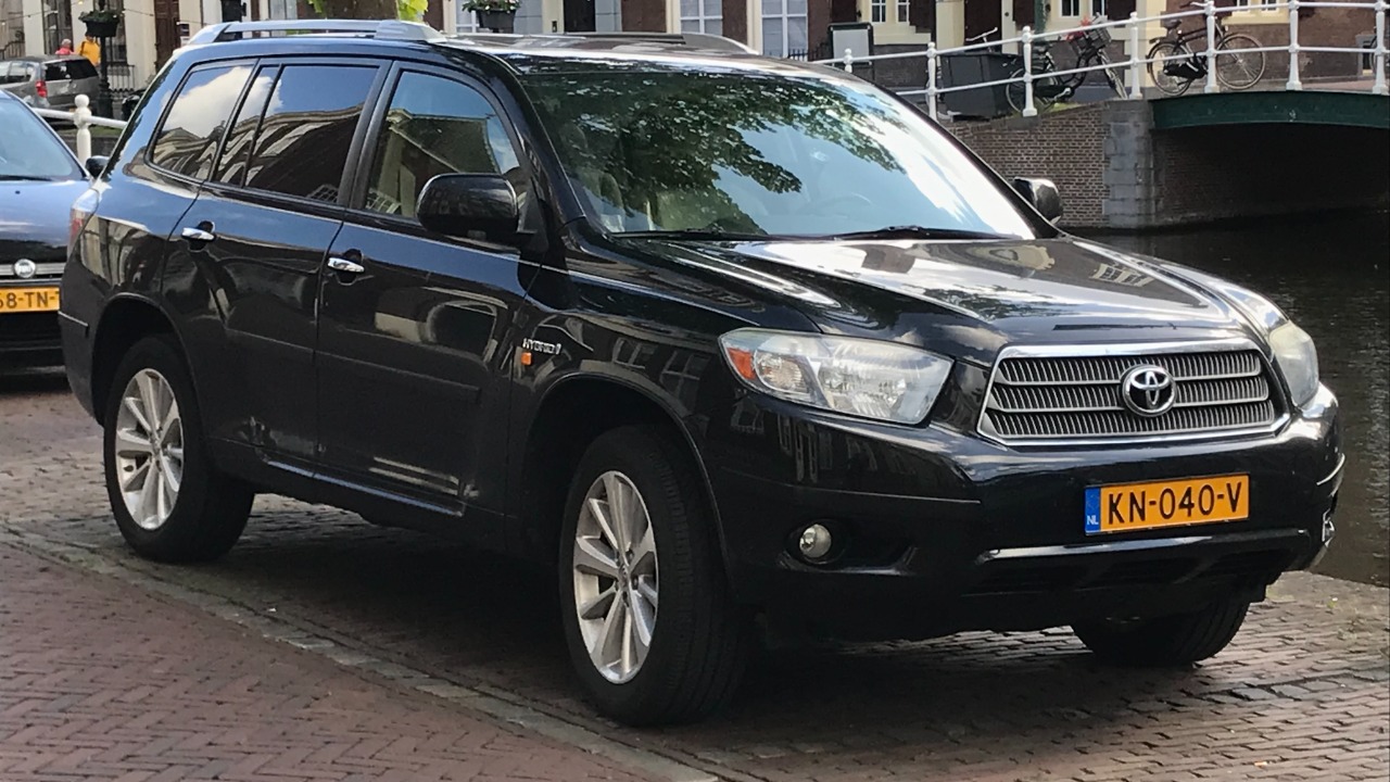 Toyota’s V6 exit ushers in a turbo hybrid future