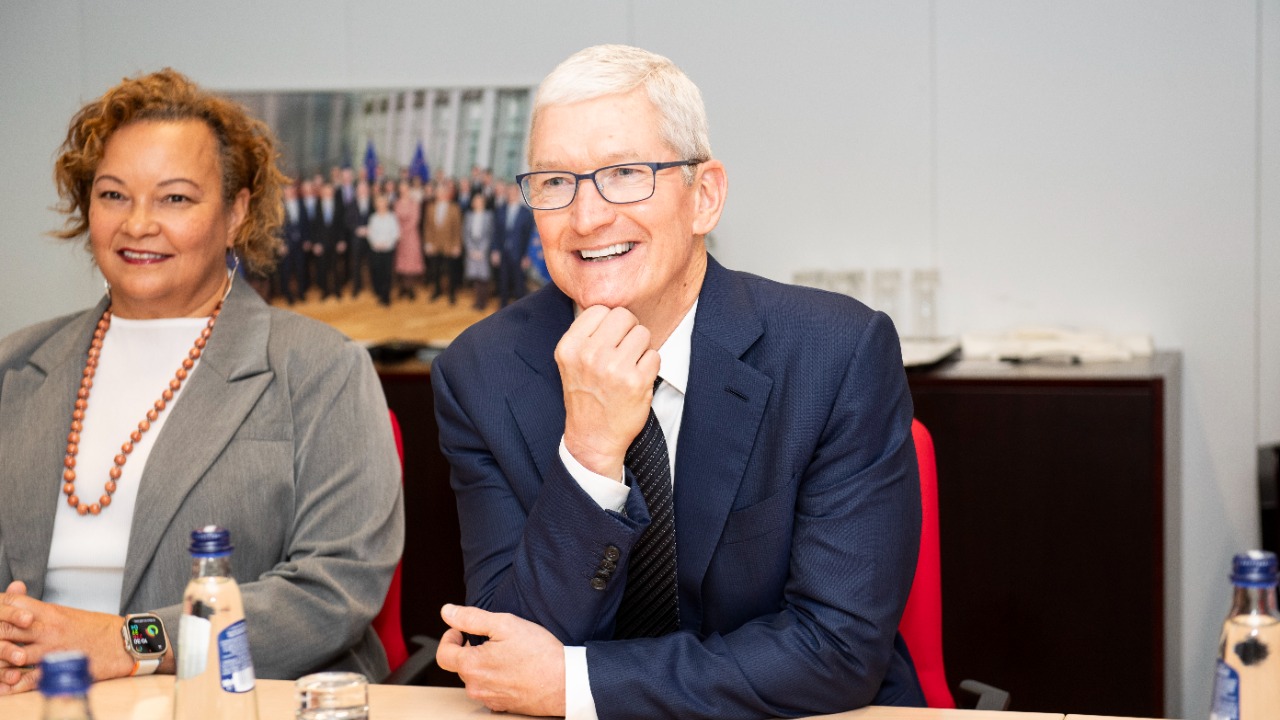 Tim Cook says Apple open to AI acquisitions