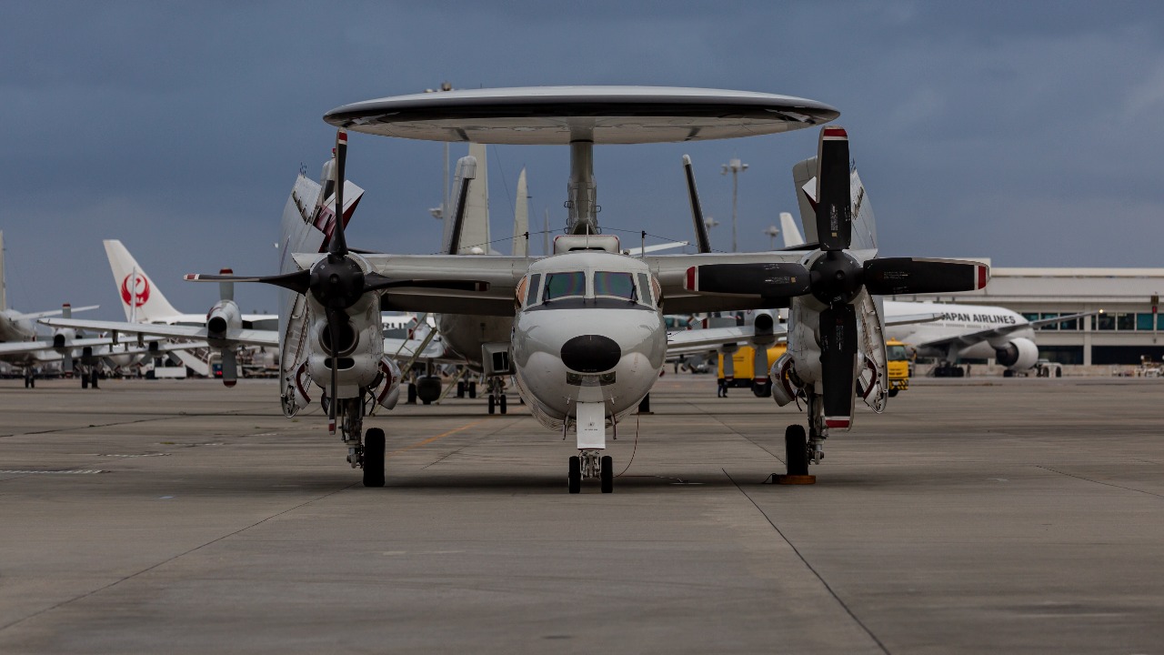 Inside the E-2D Hawkeye’s aerial refueling system