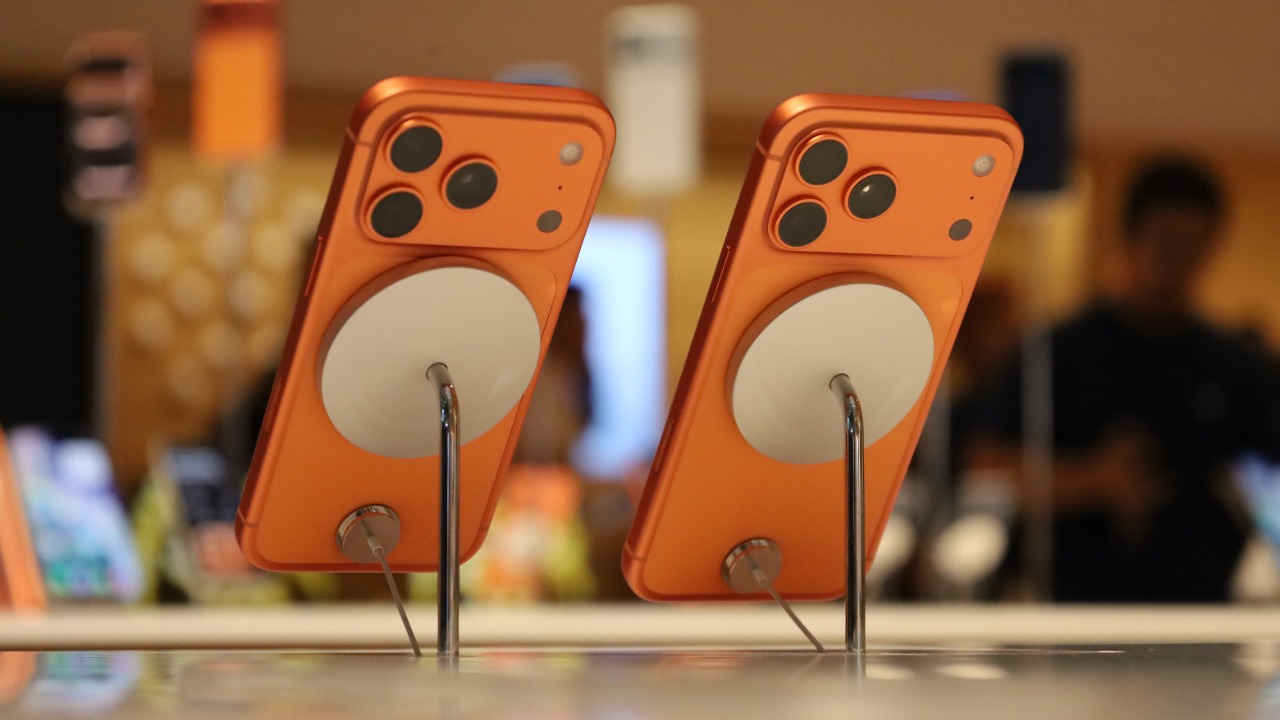 Apple unveils a limited edition iPhone Pocket and it is not cheap