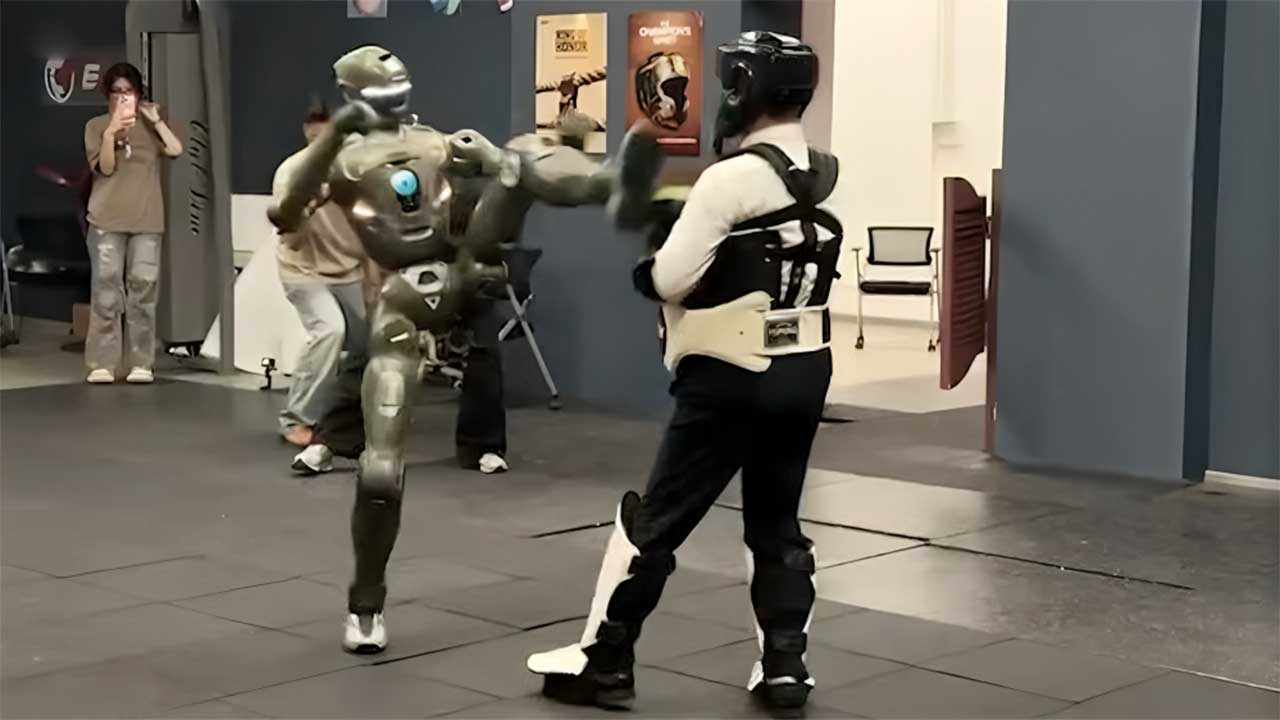 Humanoid-robot-kicks-its-CEO-1