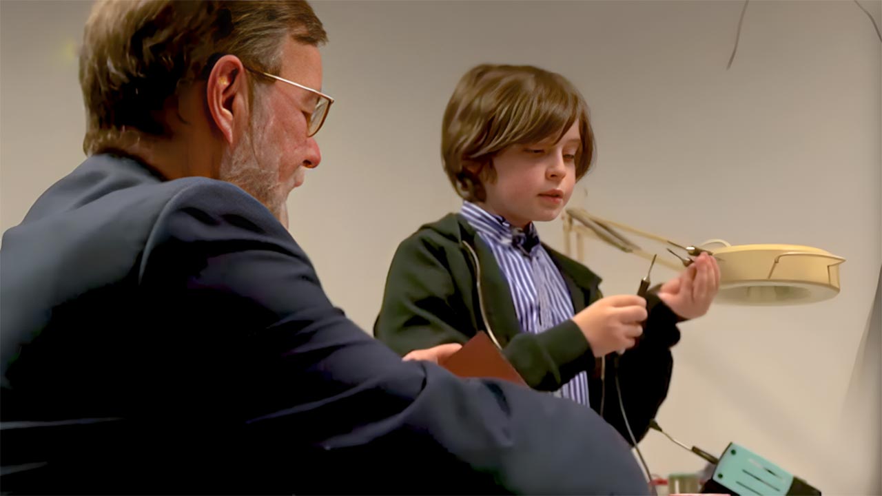 15-year-old earns a quantum PhD and now aims for AI ‘super-humans’