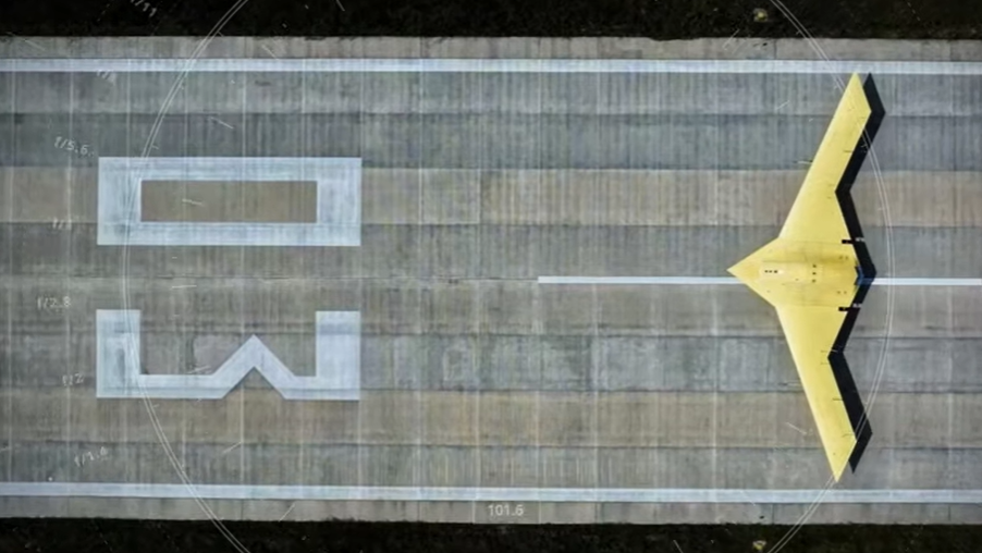 China’s CH-7 stealthy flying wing drone completes its 1st flight