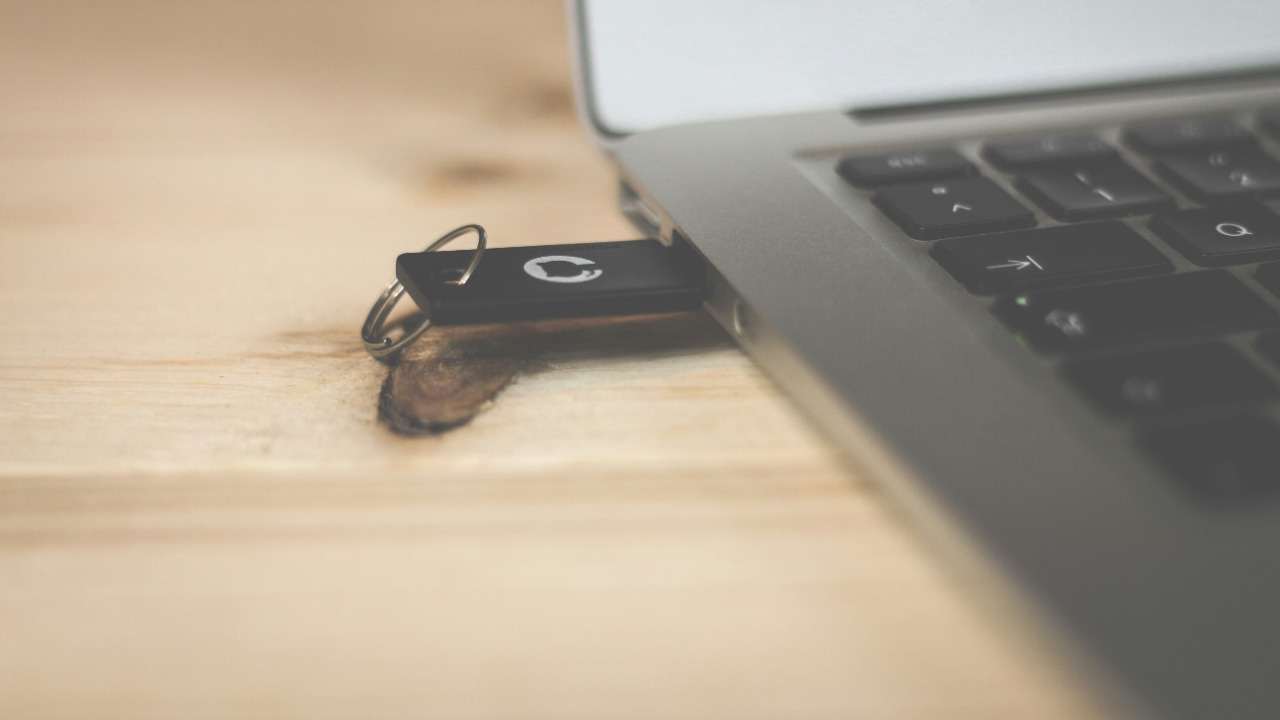 5 must-have free apps to carry on a USB stick