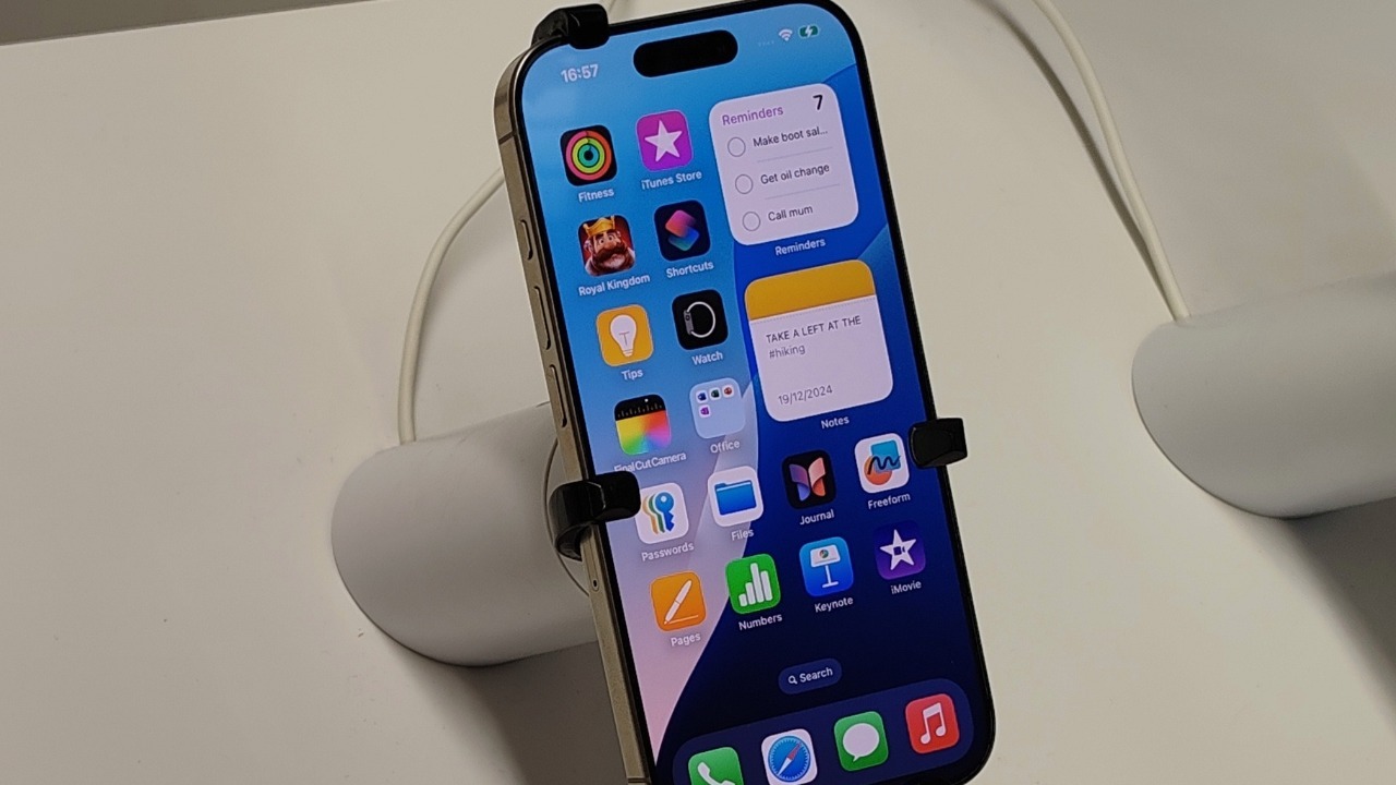 5 built-in iPhone widgets that are more useful than you think