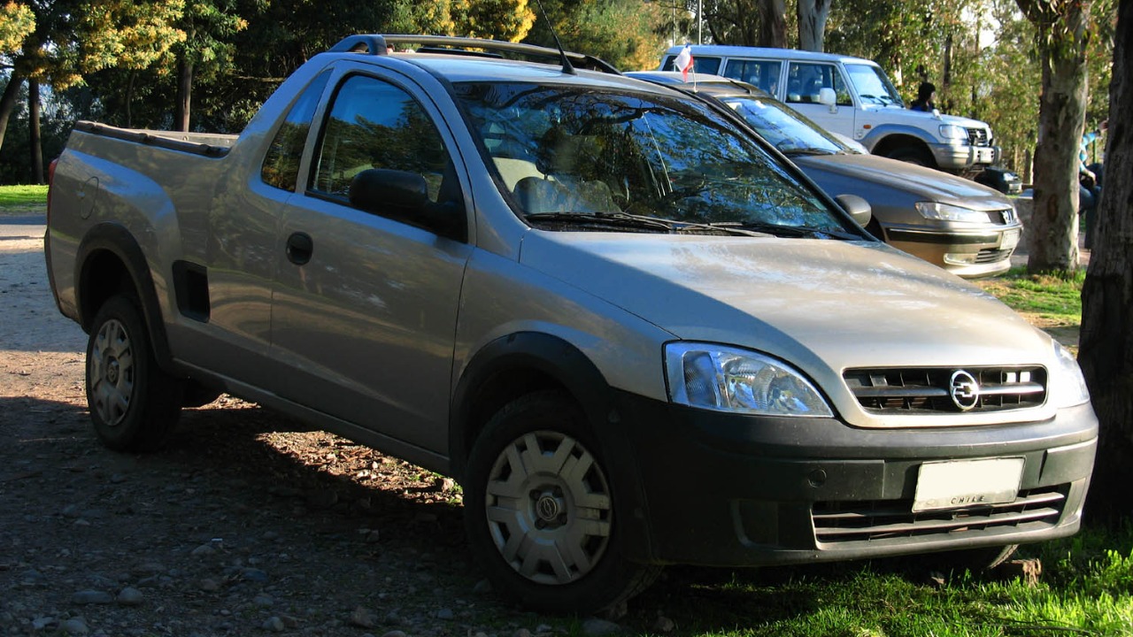 Why the Chevy Montana can’t beat the Ford Maverick or Santa Cruz