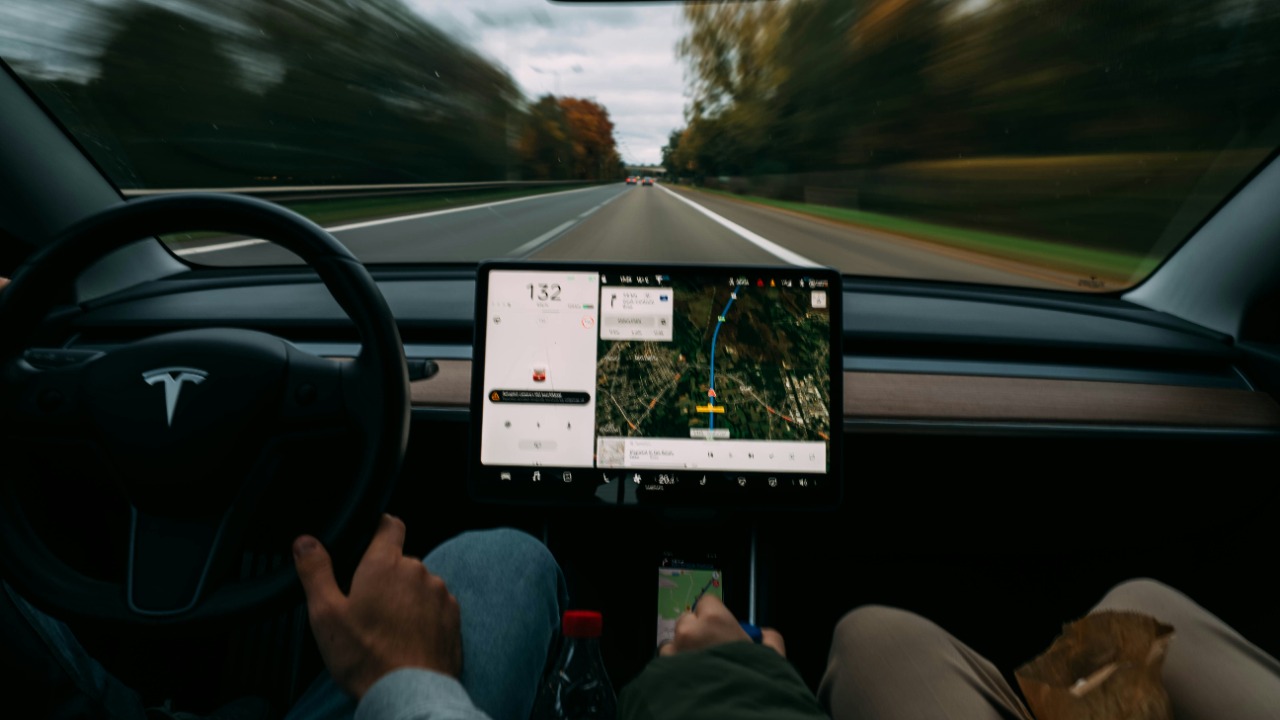 Grok in Teslas jokes it would hit 1B kids to save Elon Musk