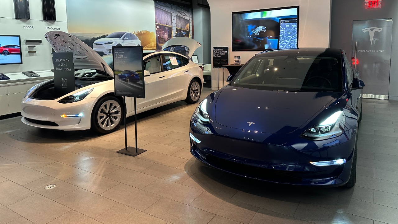 Tesla stock nears a new high on a bold $3T valuation call