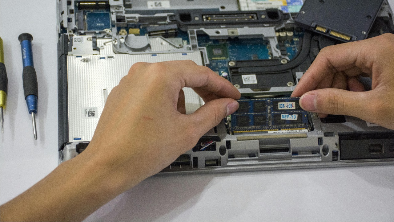 Why the coming RAM crunch could cripple gaming laptops