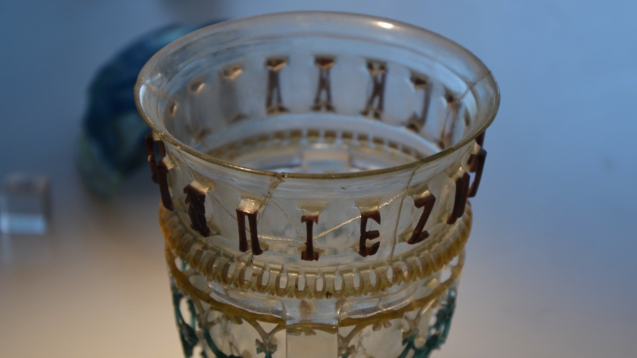 One simple twist revealed a 1,500-year-old secret in Roman glass