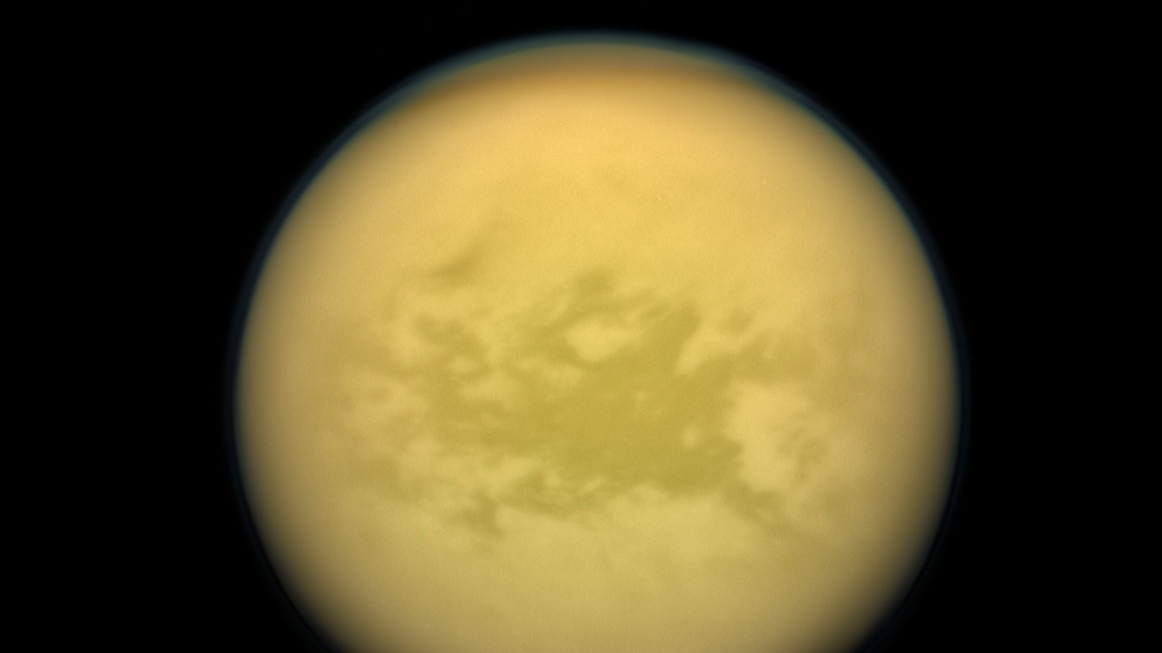 NASA says Titan lacks an ocean, but has slushy ice that could support life