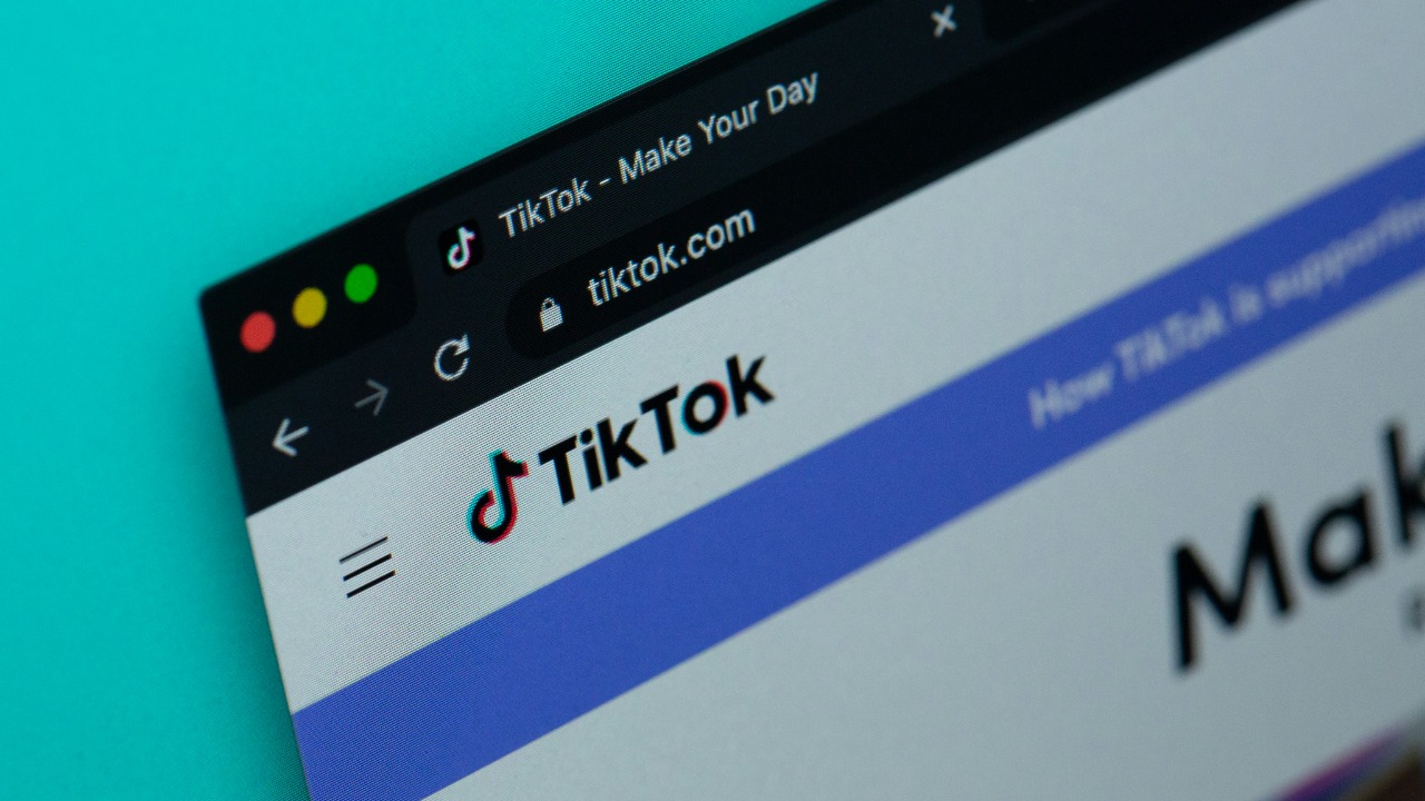 TikTok AI slop is selling seeds for plants that don’t exist