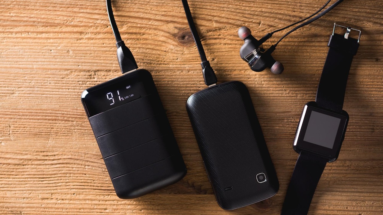 5 surprising ways to reuse old power banks