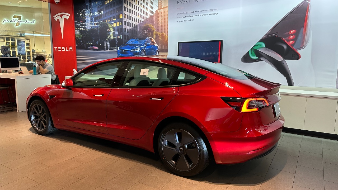 EVs face a foggy future, but California still wants more