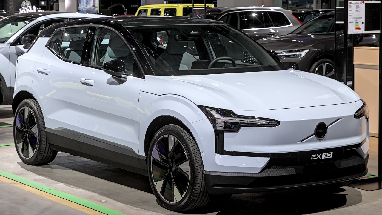 Volvo EX30 struggled in the U.S., but 2 new versions could help