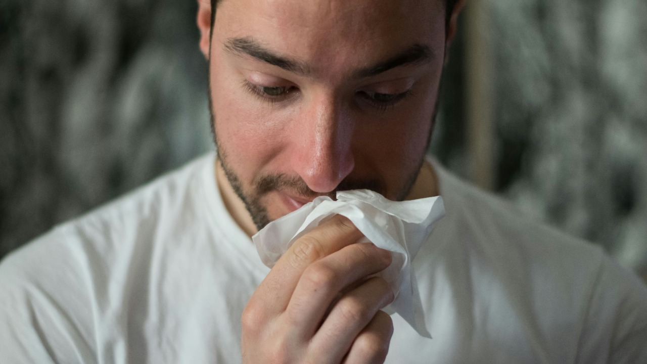Why the common cold still has no cure, even now