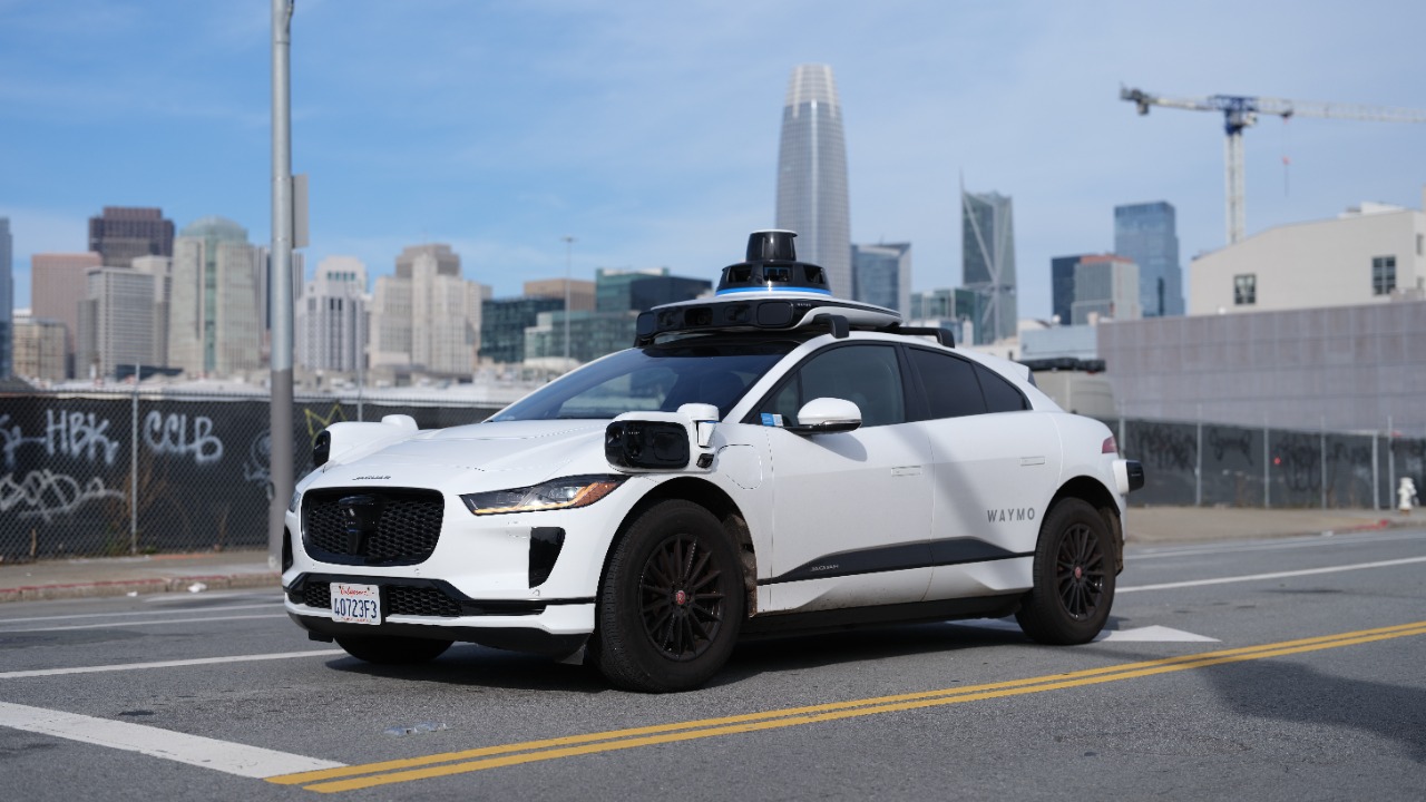 Waymo shuts down again days after a mass bricking event