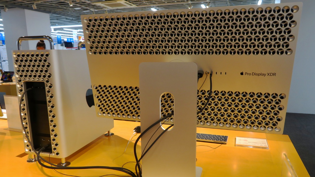 Samsung targets Apple’s $5,000 XDR with glasses-free 6K 3D