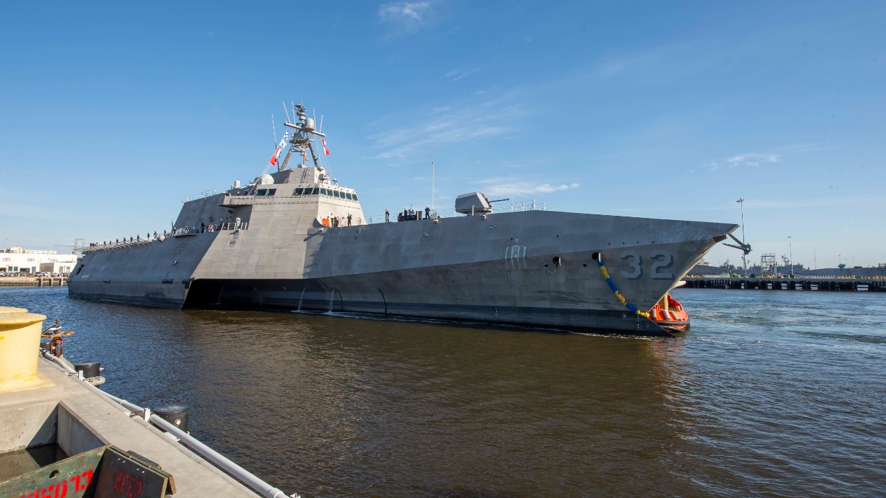 Image Credit: MC2 Vance Hand - Public domain/Wiki Commons