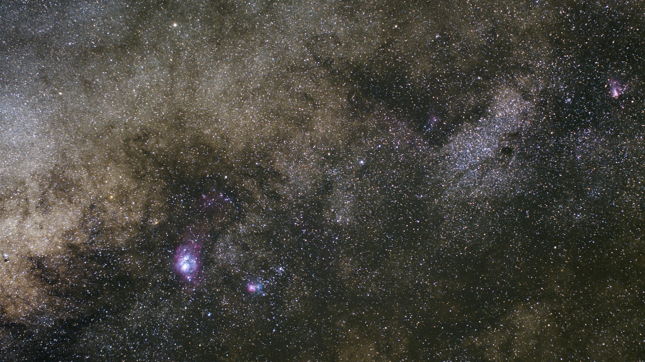 Eclipse Chasers/Pexels