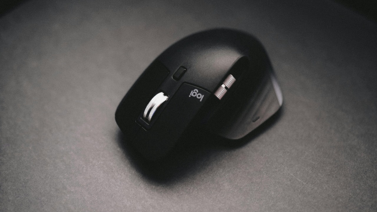 Logitech mice fail on Macs for a ridiculous reason, fix by hand