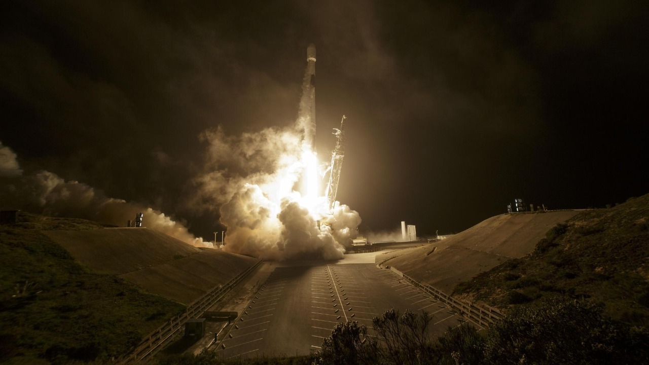 Elon Musk is launching America’s secret military internet into orbit