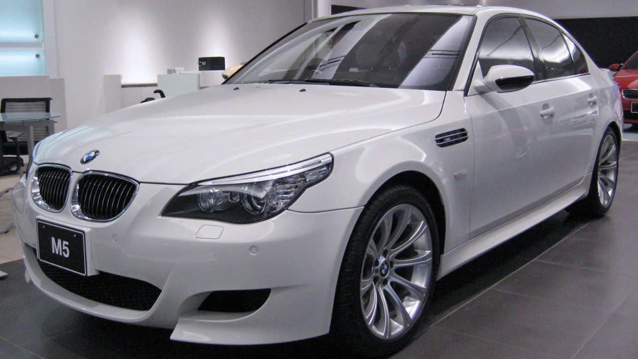 507hp BMW wagon turns into a 189-mph family missile