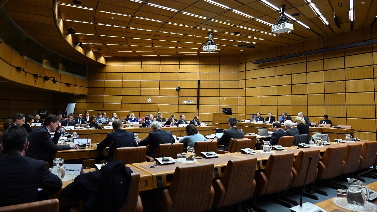 EU eases digital rules as Big Tech pressure builds