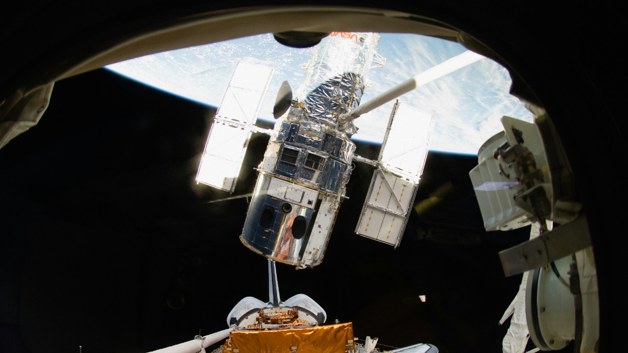 Hubble’s early death risk rises as experts eye 2029 cutoff
