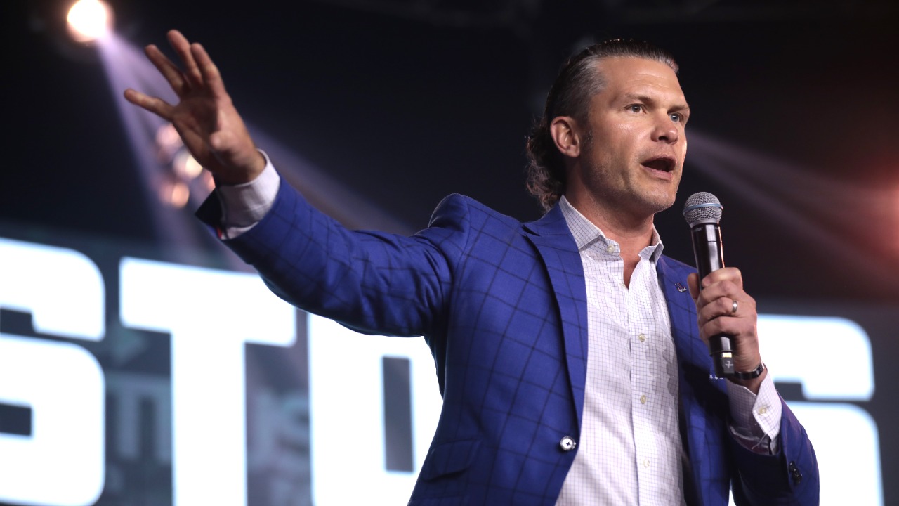 Ex astronaut slaps Pete Hegseth with massive lawsuit bombshell