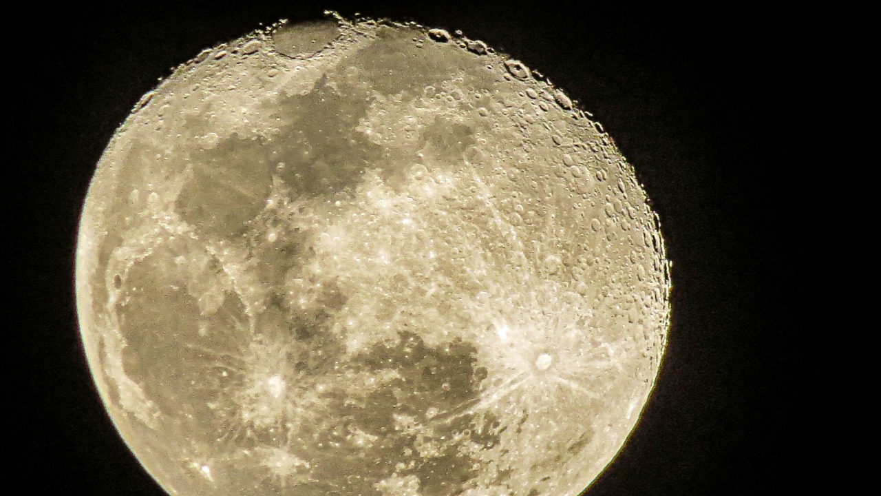 Astronomers say the moon is literally gobbling molecules from Earth