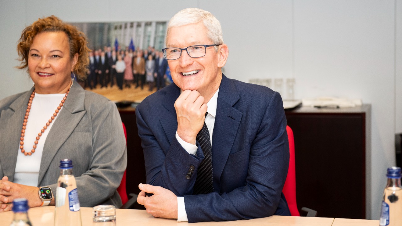 Wall Street’s biggest loser this year: Apple’s Tim Cook