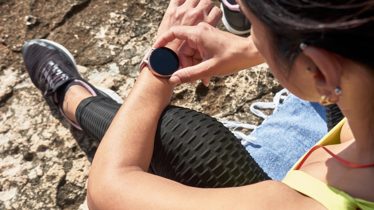 Pebble brings back its classic round smartwatch for 2026