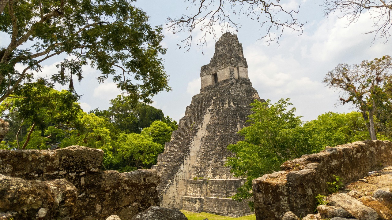 Scientists uncover vast hidden Maya city buried deep in jungle