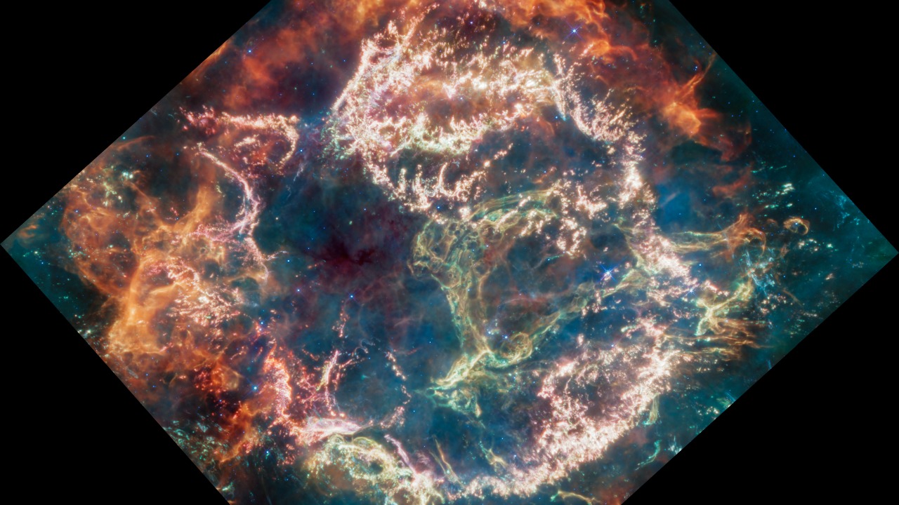 James Webb unveils jaw-dropping new images of Cassiopeia A blast