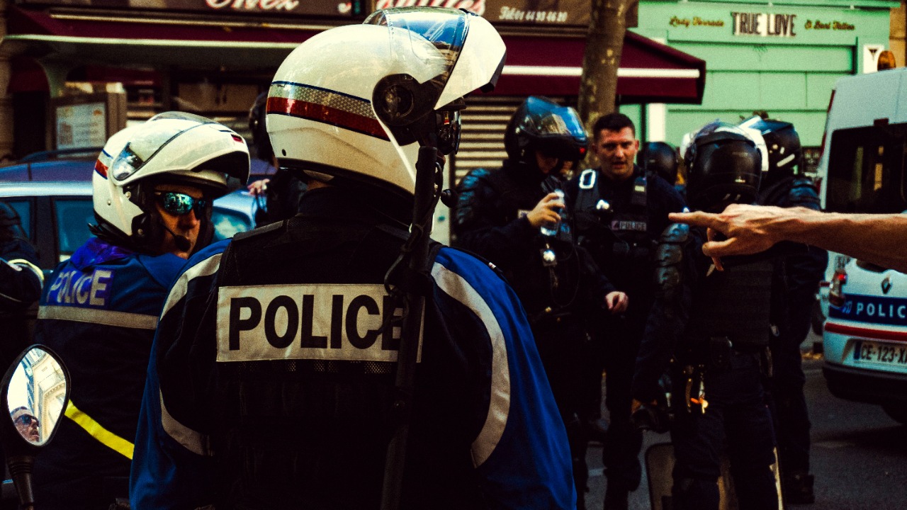 AI blunder in ICE hiring puts untrained recruits straight into the field